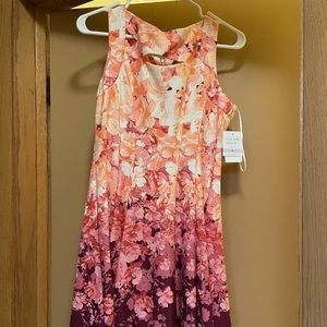 Pink flower NY&C knee length flowy dress